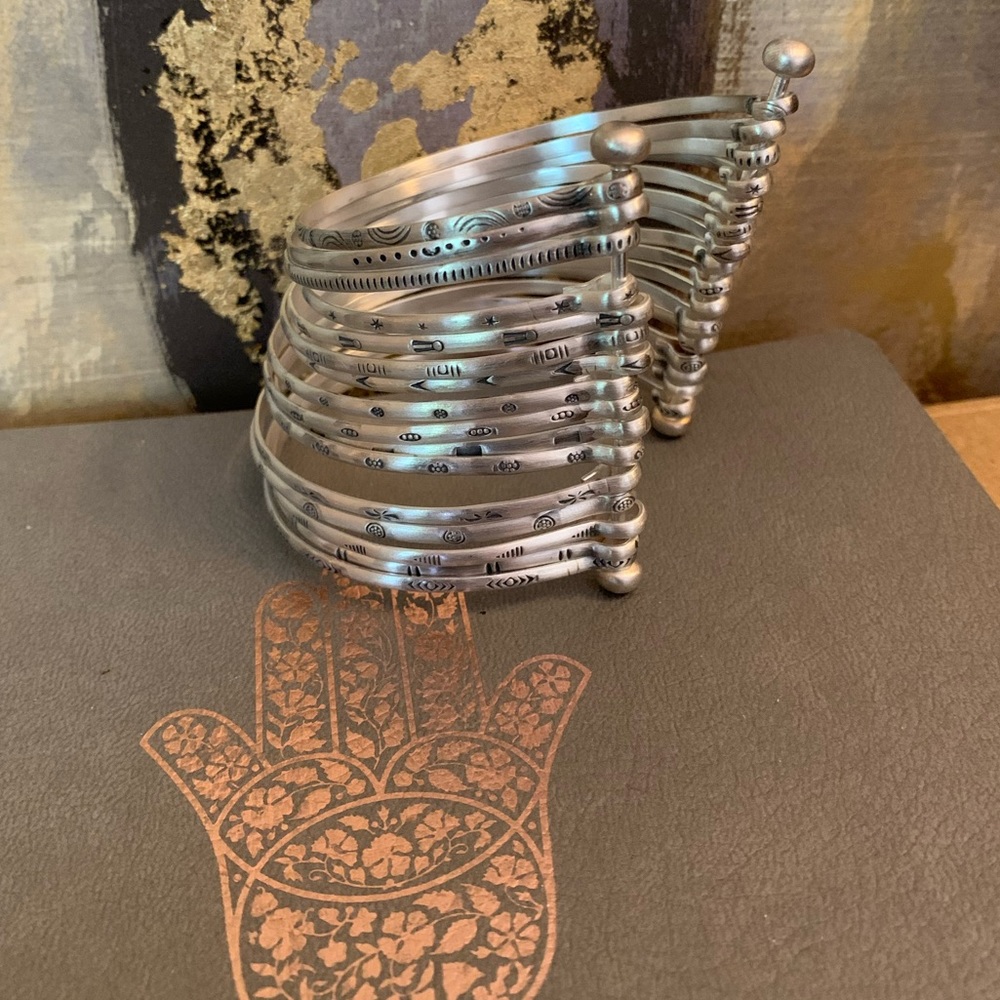 NEW Satya Sterling Silver Large Bangle Bracelet Cuff “Something Special” $349 - Picture 10 of 16